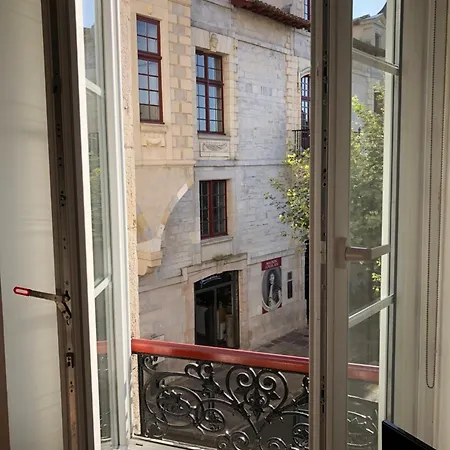 Location Amaia